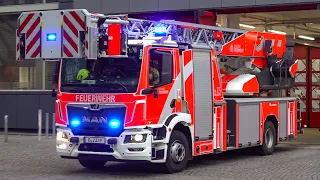 *BERLIN* GERMAN FIRE TRUCKS RESPONDING!