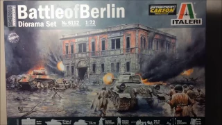 Unboxing ITALERI 6112 - 1/72 BATTLE OF BERLIN DIORAMA SET