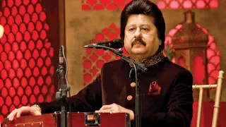 Pankaj Udhas live performance at the age of 71 , aaj phir tumpe pyaar aaya hai