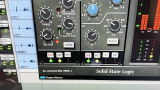 bx_console SSL 9000 J - Tightening Drums with the onboard  Gate (9k exclusive HOLD Feature)