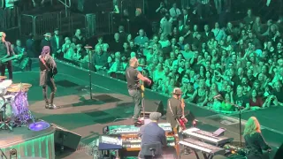 Bruce Springsteen & the E Street Band - Out in the Street - Live New York City 4/1/23