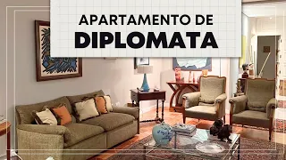 Apartamento com MUITA HISTÓRIA, ARTE e RESTAURAÇÃO