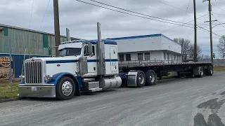 2 февраля разгрузка Peterbilt 389￼