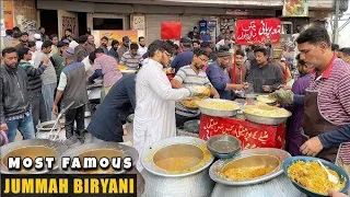 Roadside Rush on Friday Biryani | Famous Beef Degi Biryani | Jummah Biryani | Street Food In Karachi