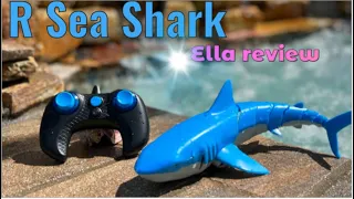 Radio Controlled Shark goes for a swim. “Ella review” Monzoo Shark Shark #rcshark