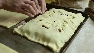 Постный пирог с вишней
