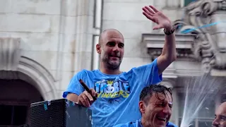 Manchester City celebrate treble with bus parade 🏆🏆🏆