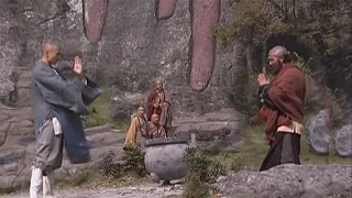Kung Fu movie! The evil monk challenges Shaolin Temple, but is no match for the little monk!