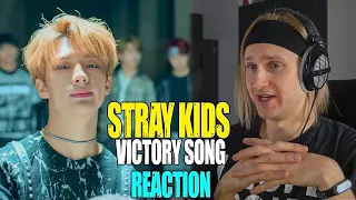 Stray Kids Victory Song Performance | Проф. звукорежиссер смотрит