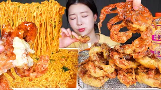 ASMR MUKBANG | LEGENDARY COMBO 🦀 PU PAD PONG CURRY NOODLES 🦀 CRISPY FRIED SOFT SHELL CRABS!