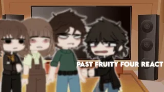 - Past Fruity Four react To Their Future -