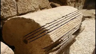 Evidence of advanced stone cutting technology in ancient Egypt