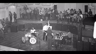 1970-10-16 Pink Floyd - Atom Heart Mother - Pepperland Auditorium San Rafael,CA