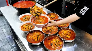 The Best Jjamppong in Korea, Spicy seafood noodles soup, Soft tofu jjamppong, Korean Street Food