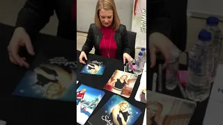 Meeting Melissa Joan Hart - Liverpool Comic Con 2020