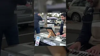 New fan! #pianoman #billyjoel #melbourne #busking #market #funny #viral #singing #piano