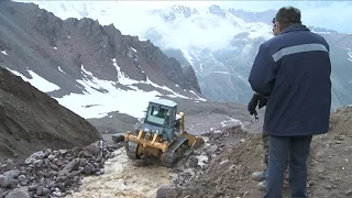 До ледника Маншук Маметовой впервые поднялась тяжелая техника (18.07.16)