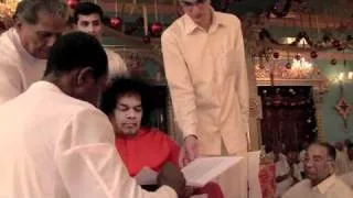 SAI BABA DIED ON EASTER SUNDAY - 2011, SEE VIDEO OF HIS THIRD VITAL  MESSAGE TO SEEMA DEWAN