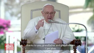 Pope Francis urges us to honour the elderly by caring for them (20 April 2022)