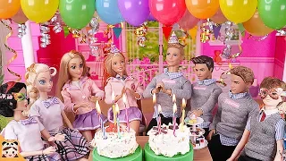 two Barbie & Ken's Birthday Party with Friends! Pesta ulang tahun Barbie Festa de aniversário