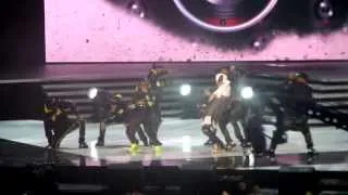 [FanCam] G-Dragon ft Missy Eliot - Niliria @Mnet Countdown What's Up La _ KCON 2013