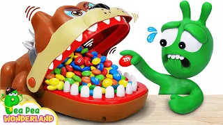 Pea Pea Pretend Plays The Bad Dog Toy Challenge Maze | Funny Cartoon For Kid - Pea Pea Wonderland