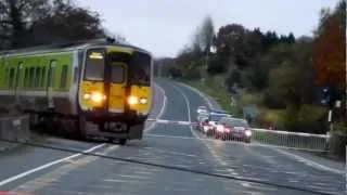 16.05 Limerick Ballybrophy train passing Lisnagry Level Crossing on Thursday 15th November 2012.MOV
