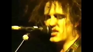 The Cure - Fire In Cairo (Live 1993)-2