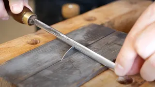 Sharpening of a scraper. Woodworking