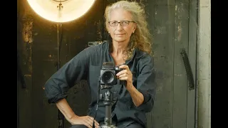 "It's the story that makes a picture stunning." - Annie Leibovitz teaches photography