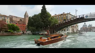 Venice, Italy Canal, and City Tour - Beautiful Scenery _ Ultra-HD / 4K