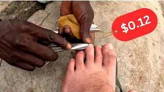 I got a $0.12 pedicure on the streets of Lagos Nigeria