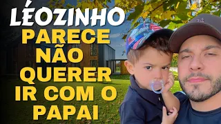 LÉO SE SENTE DESCONFORTÁVEL E PAPAI O ACALMA