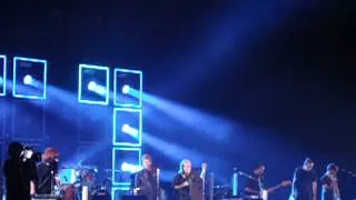 Metric & Lou Reed "Pale Blue Eyes" Live