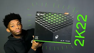 I Finally Got a Xbox Series X! | Unboxing and First Play in 2022