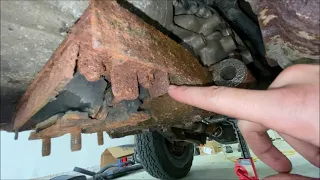 Replacing Transmission Mount / Rear Engine Mount on Jeep TJ and Getting Rid of Rust!