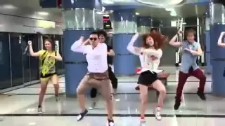 PSY - 'Gangnam Style' M/V BTS (With Hyuna)