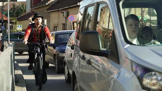 Haurențiu și bicicleta - MIRCEA BRAVO