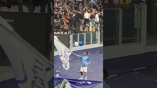 La festa di Ciro Immobile e Marcos Antonio sotto la Nord - Derby Lazio Roma 1-0