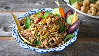 Thai Chef Makes Laab (Larb)…The “OTHER” Laab!