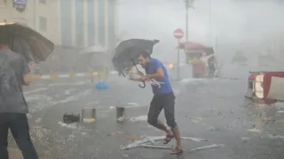 Turkey storm strikes Istanbul city with 130 km/h winds