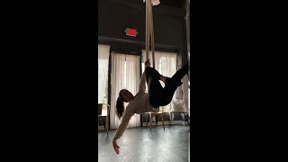 Hip Hang to Seat Transition Aerial Hammock