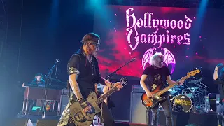 Hollywood Vampires (Johnny Depp) - Train Kept A Rollin' - Rome (08/07/2018)