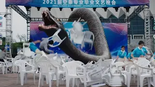 The giant snake broke into the campus, and the principal chose to hide it for profit!