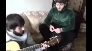 Магомед Берсанукаев - Помолчи (под гитару)