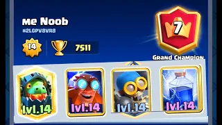 Electro Giant  lightning best deck Clash Royale Me noob