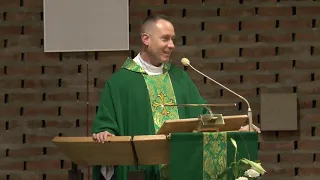 Ks.Dominik Chmielewski w parafii św. Halvarda w Oslo - EUCHARISTIA część 4