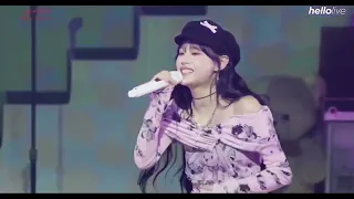 Chuu - 'Heart Attack (Rock Version)' at [My Palace] Concert