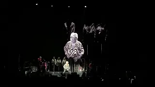 Rod Stewart - “I'd Rather Go Blind” live at the WiZink Center, Madrid, Spain (12 July 2023)