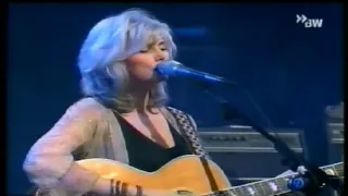 Emmylou Harris - Hickory Wind - Live - 2000.wmv